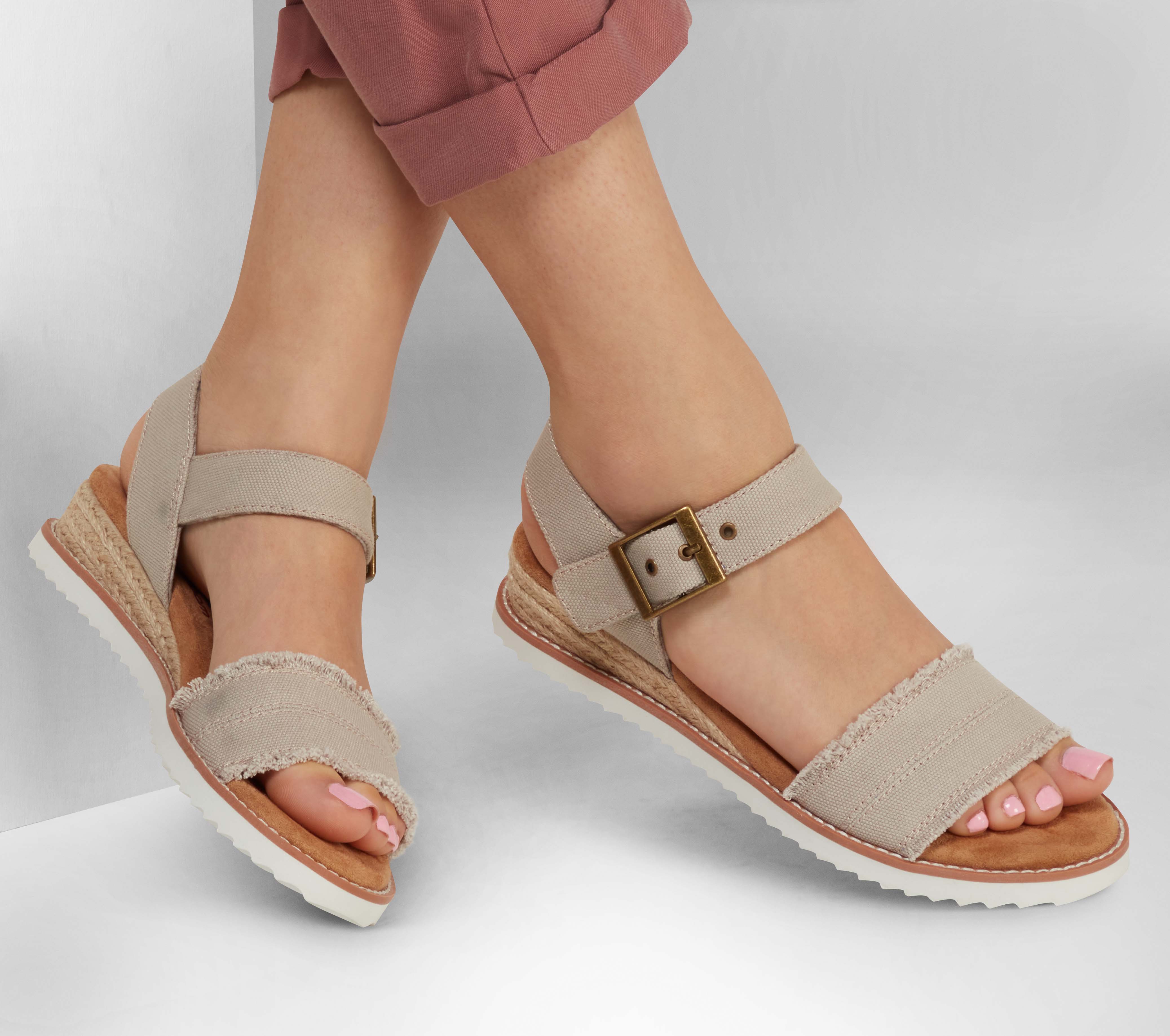 Skechers bobs discount desert kiss sandals